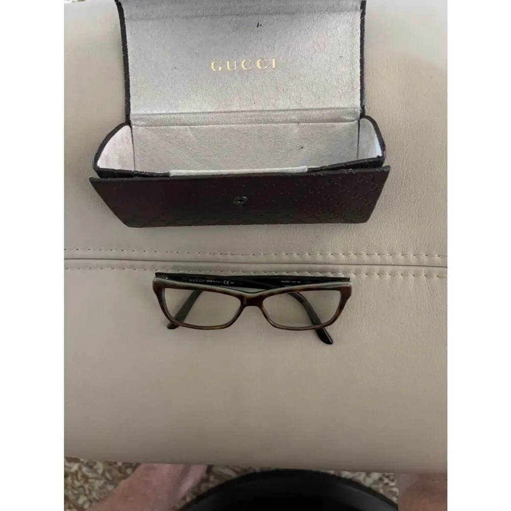 Gucci elegant rectangular