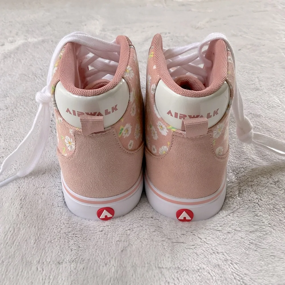 Airwalk floral canvas