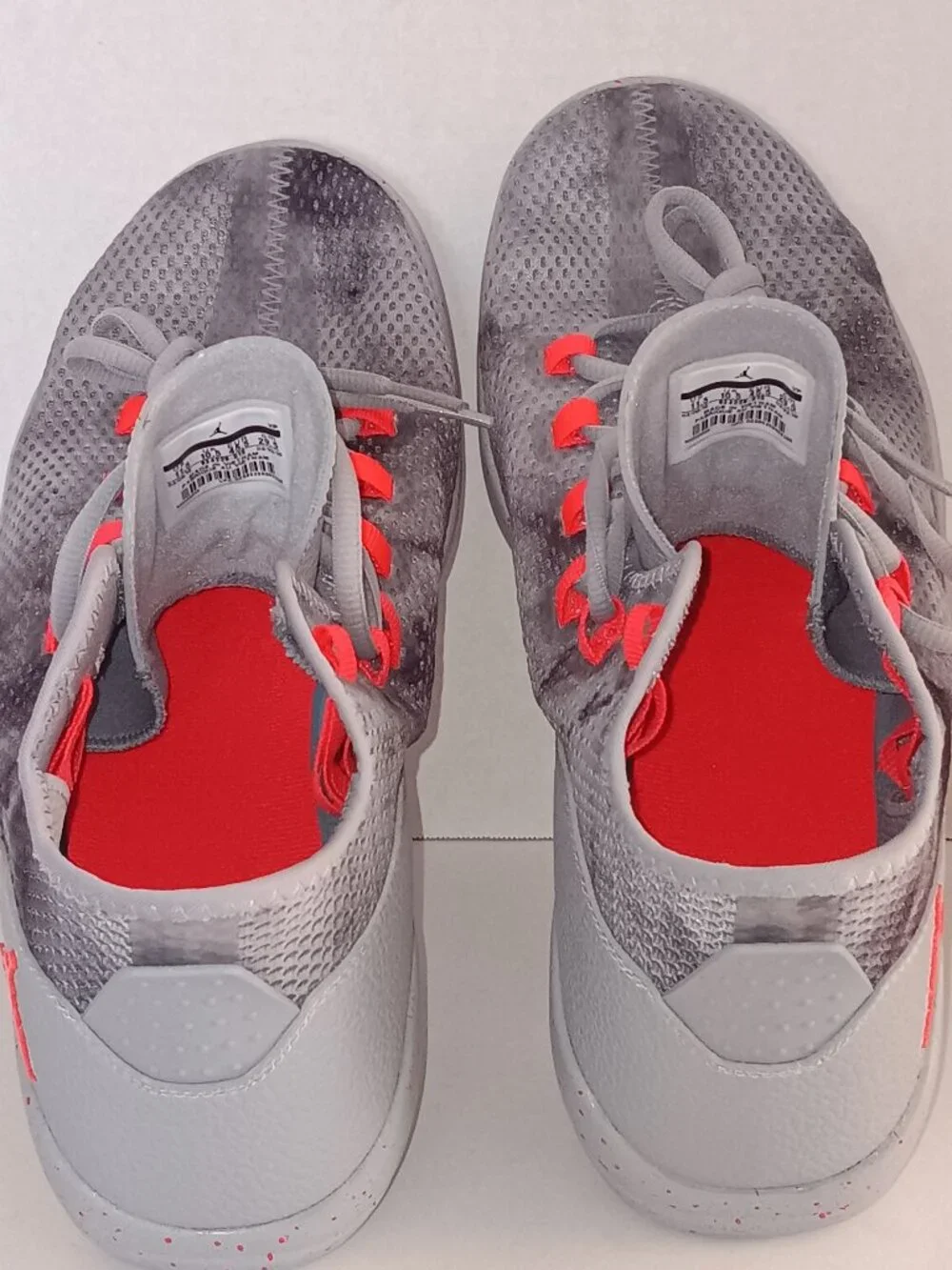 Nike sleek blends model