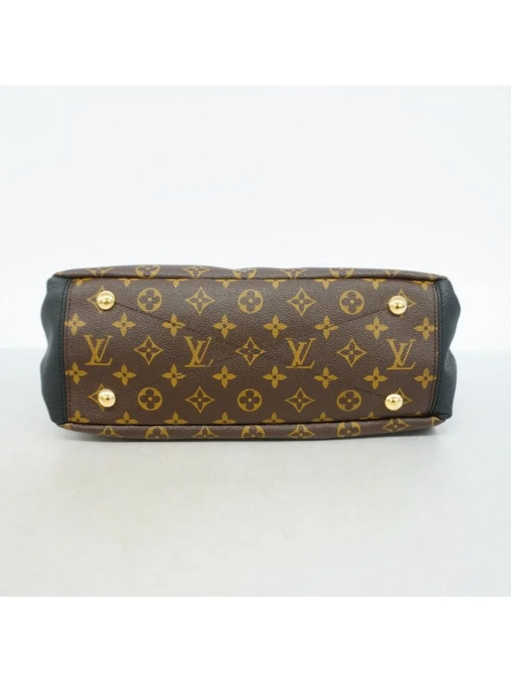 Louis Vuitton this authentic