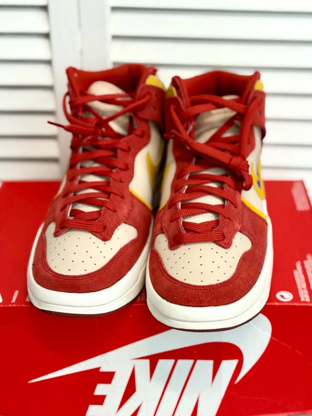 Nike bold red