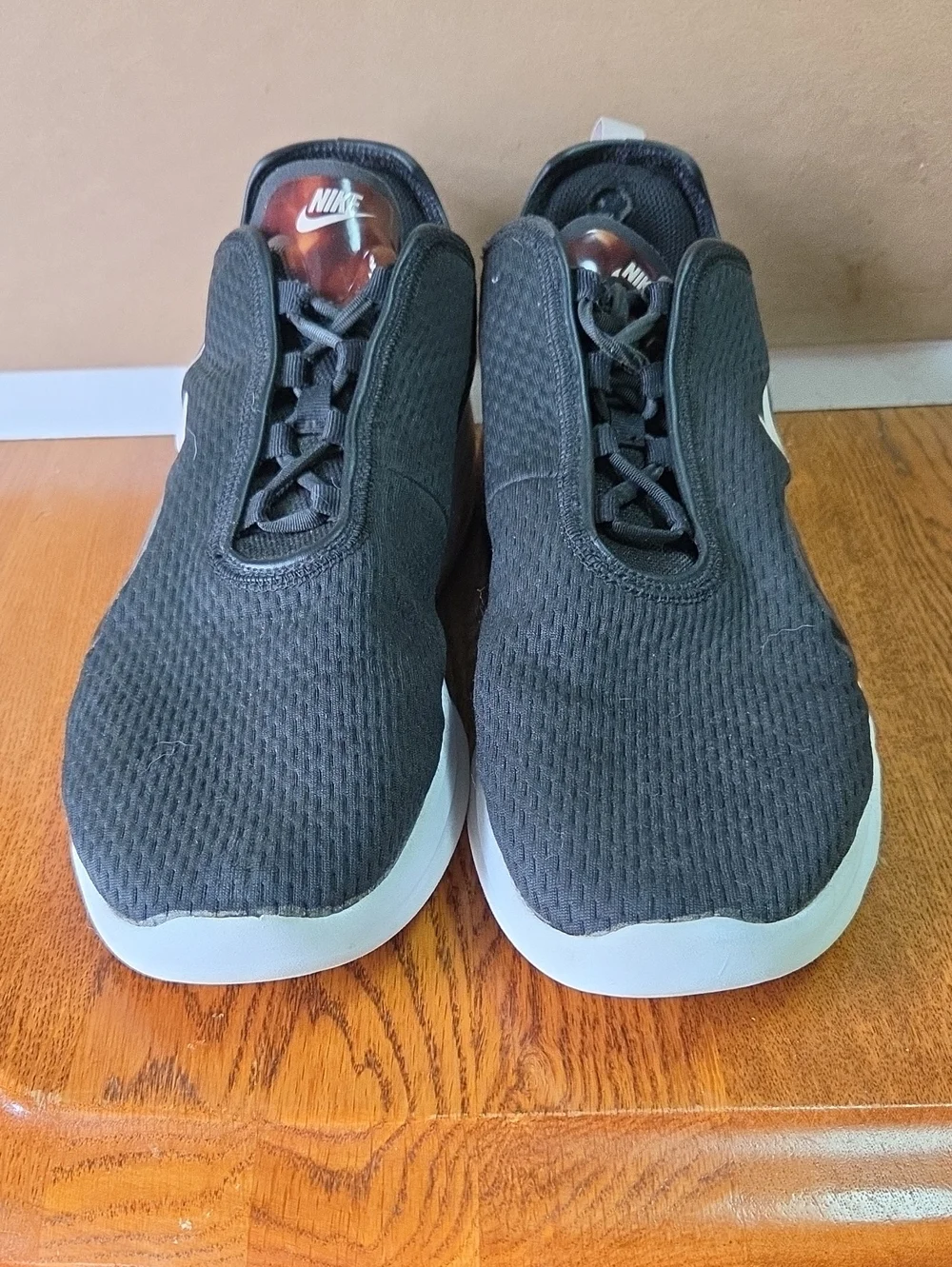Nike Air Max Motion 2 2019 Size 12 Black/white/brownish