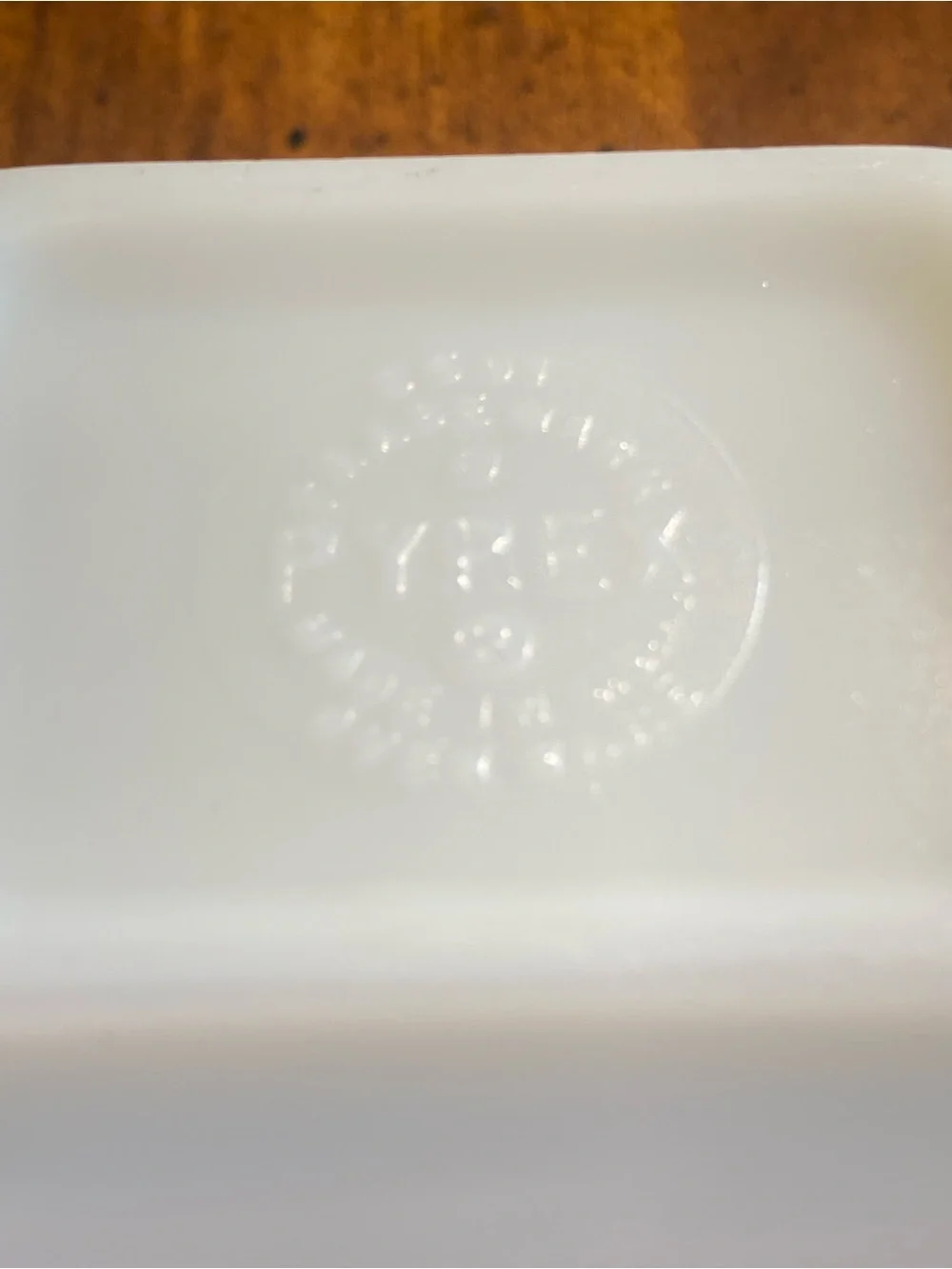 Pyrex vintage pink