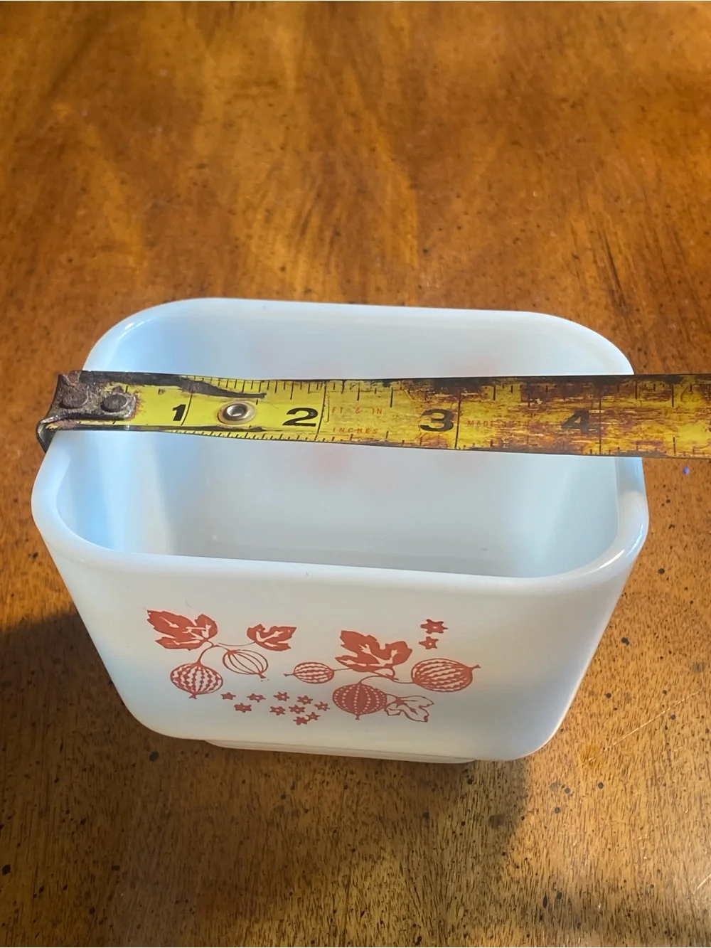 Pyrex vintage pink