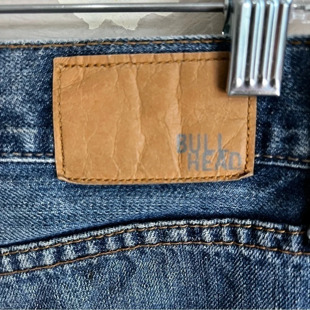 Bullhead features pockets