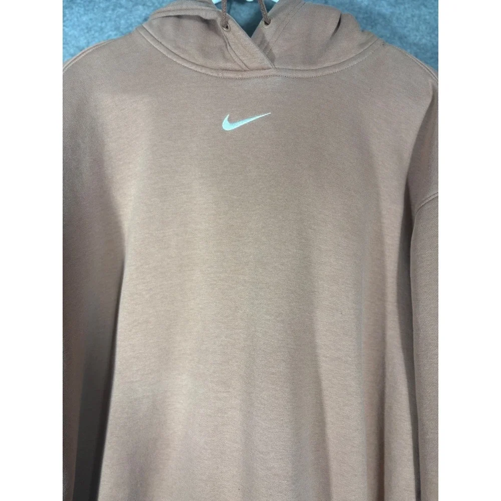 Nike slightly oversized