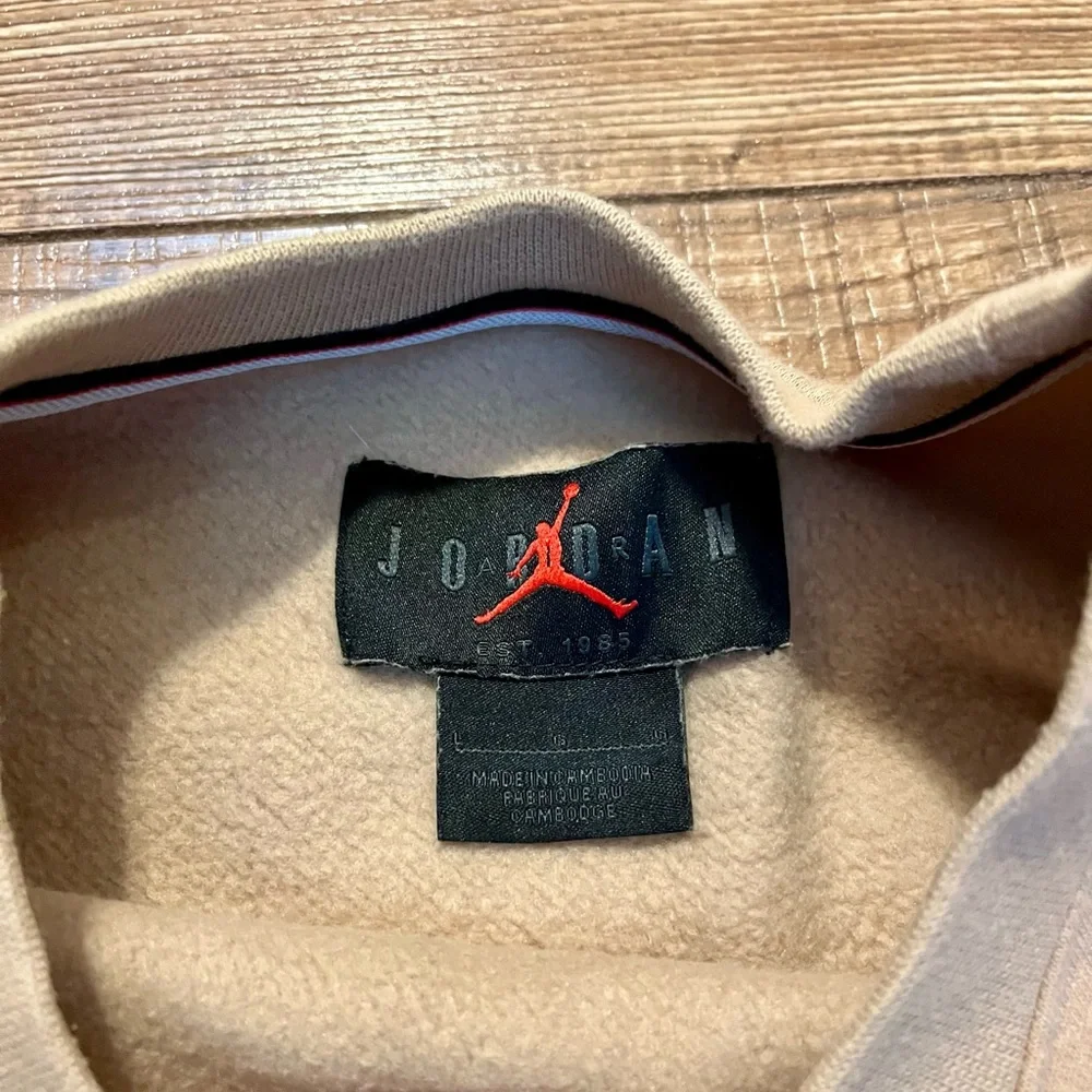 Jordan stylish crewneck
