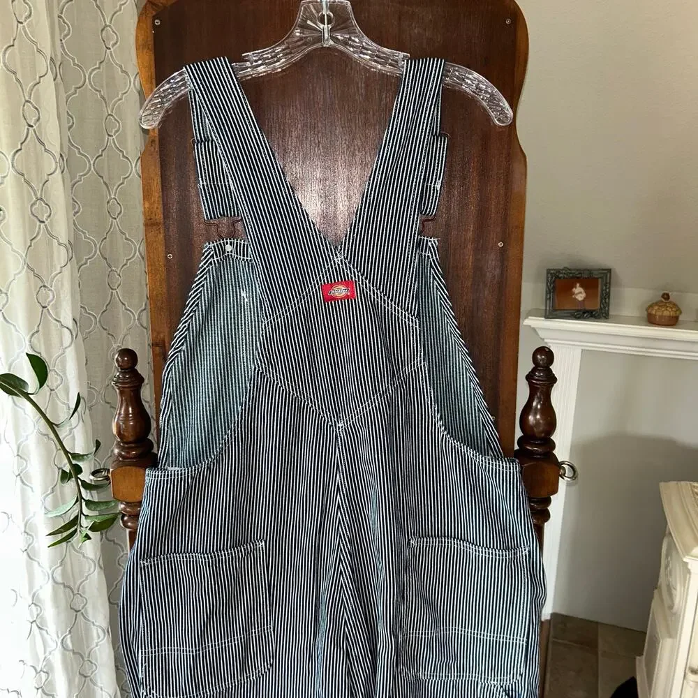Y2K Men's DICKIES Railroad pin stripe Bib Overalls  38x30 white blue