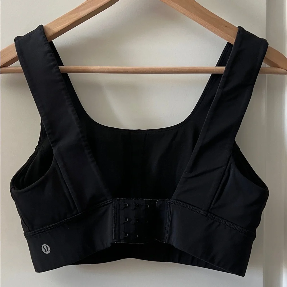 lululemon athletica flawed middle