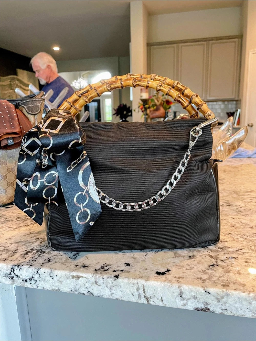Gucci classic accents adds