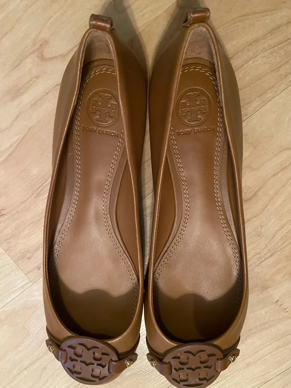 Tory Burch smooth cognac