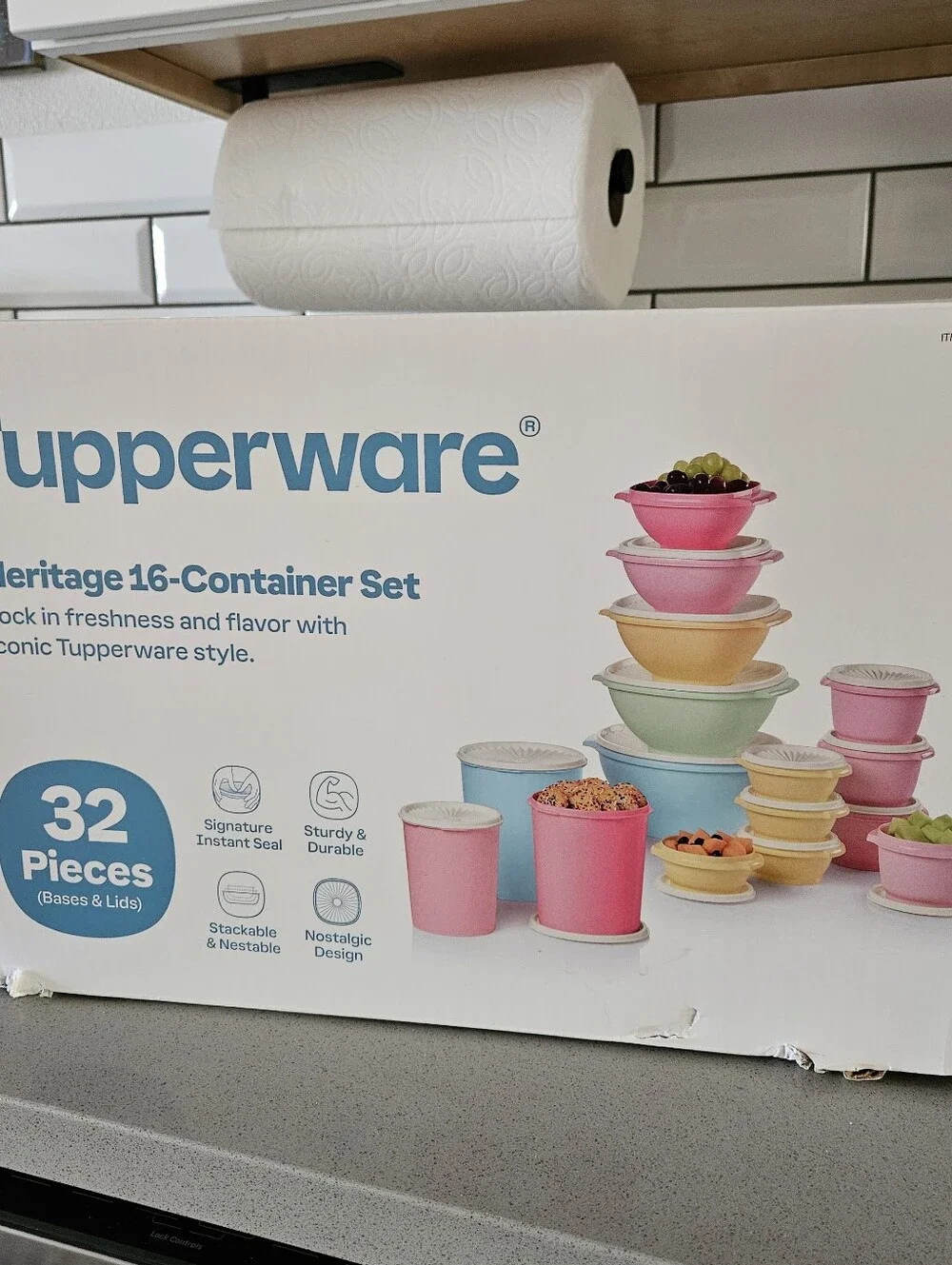 New In box Tupperware Heritage Collection 32 Piece Food Storage Container Set