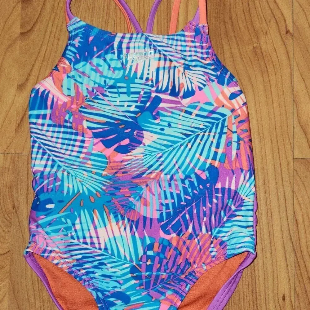 Speedo leaves design