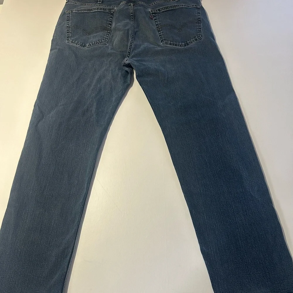Levis men’s size
