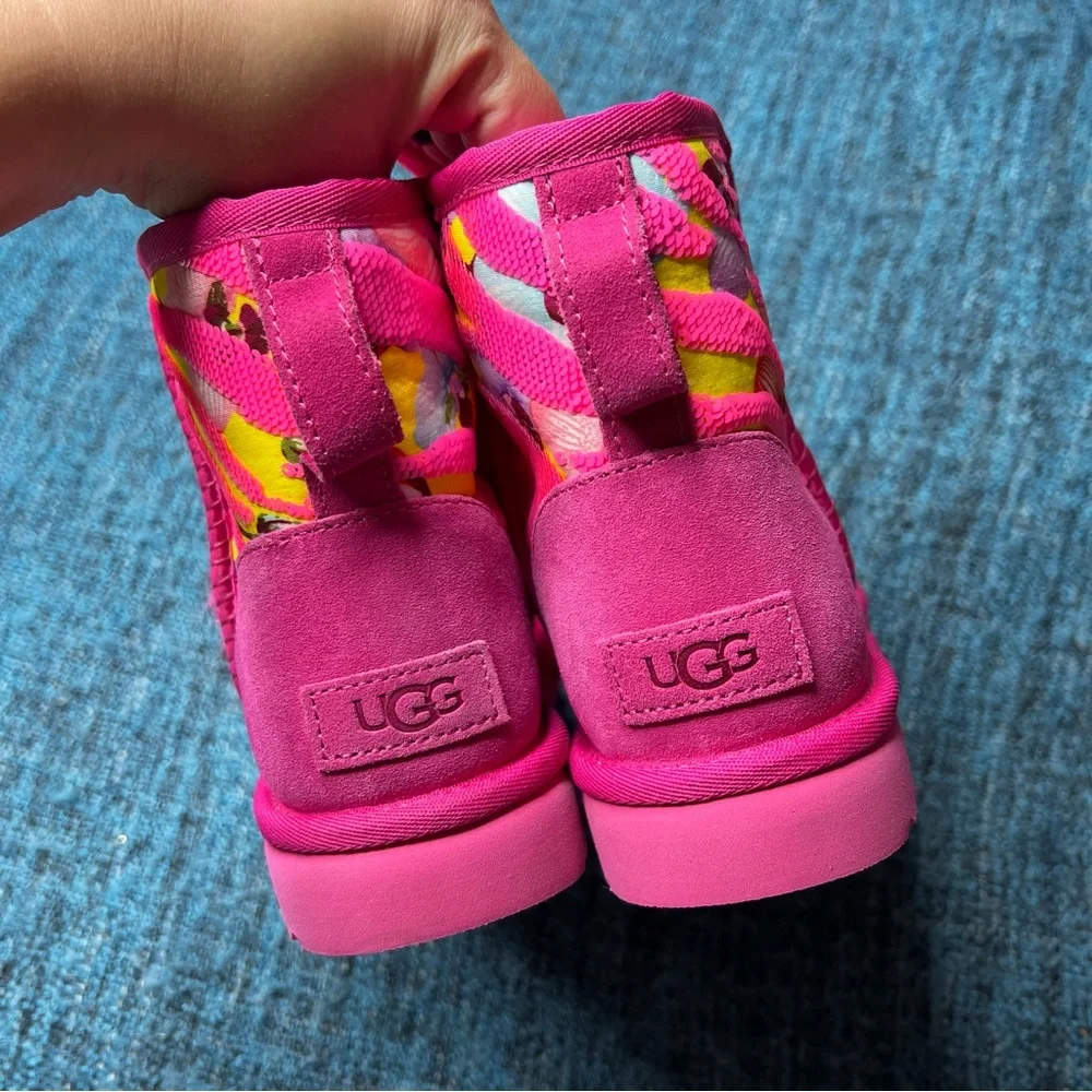 UGG Classic Mini Tiger Print Flower Pink Pull On Boots Women's Size 6 Ankle Boot