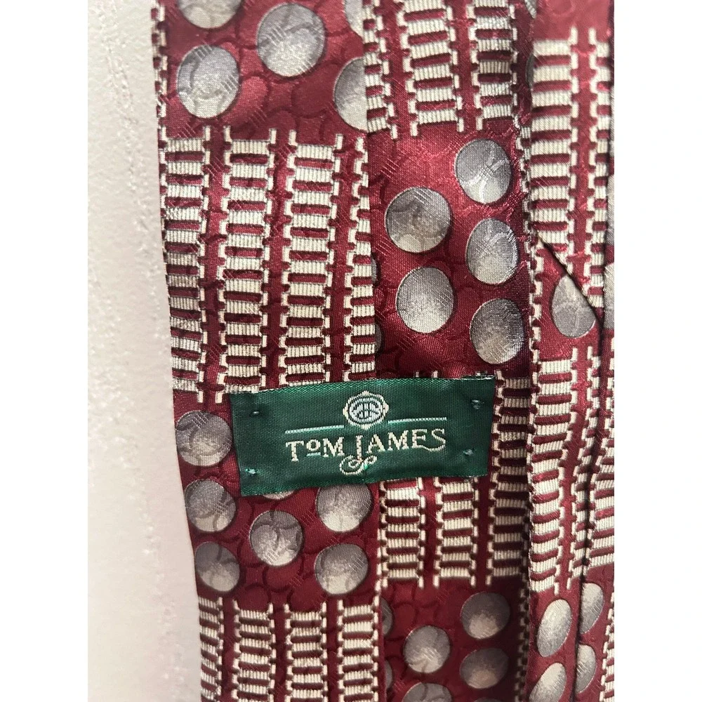 tom james brand tom