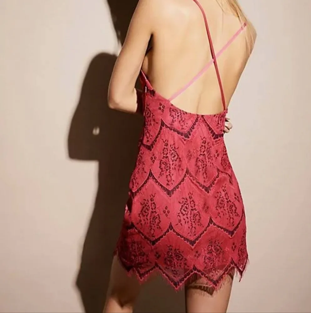 Free People chic pink