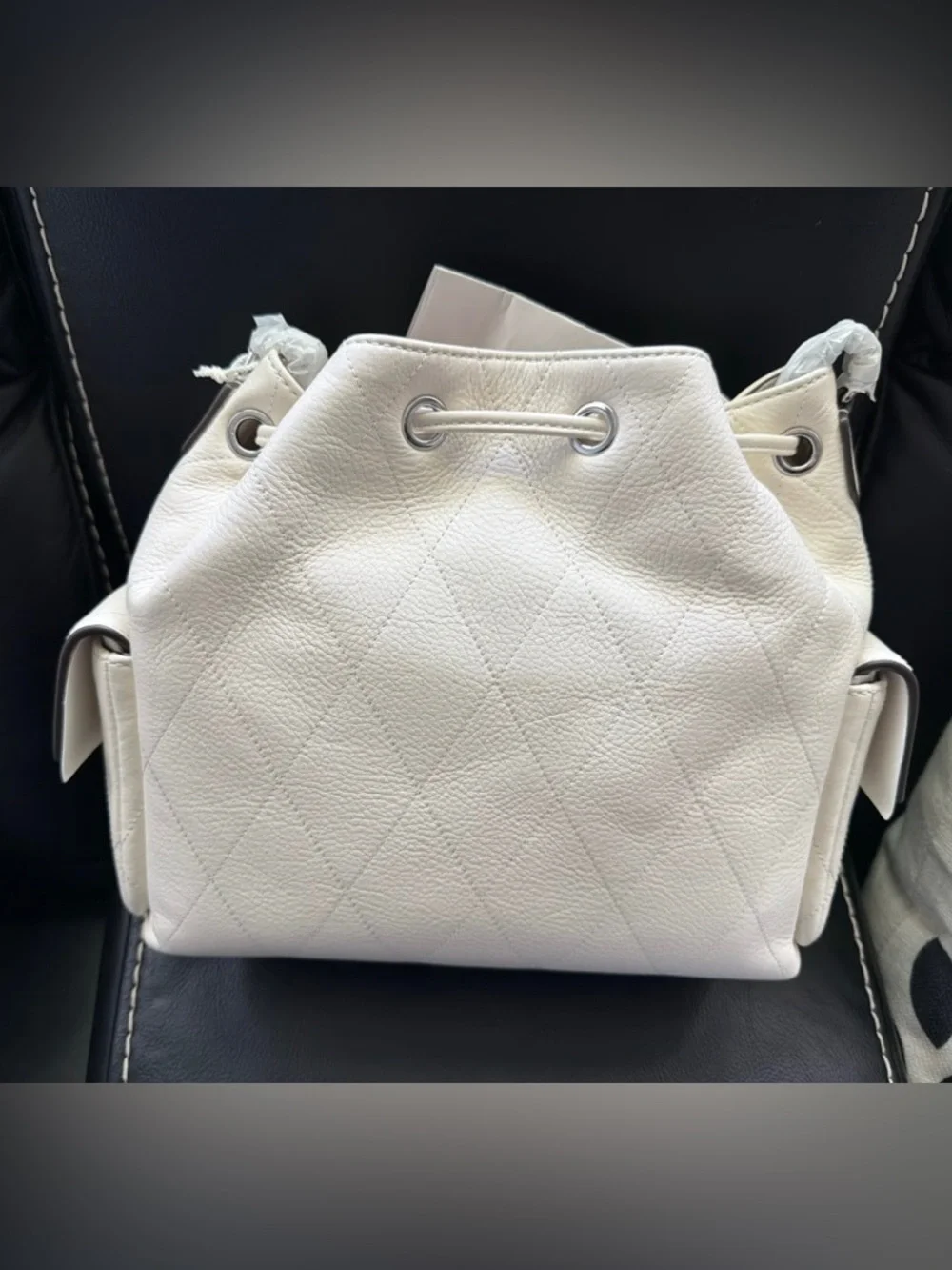 Tory Burch *** authentic***