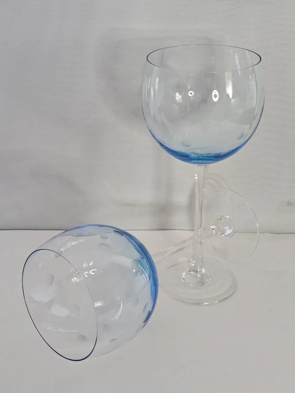 2 Block Glitter Blue Goblet 8.5