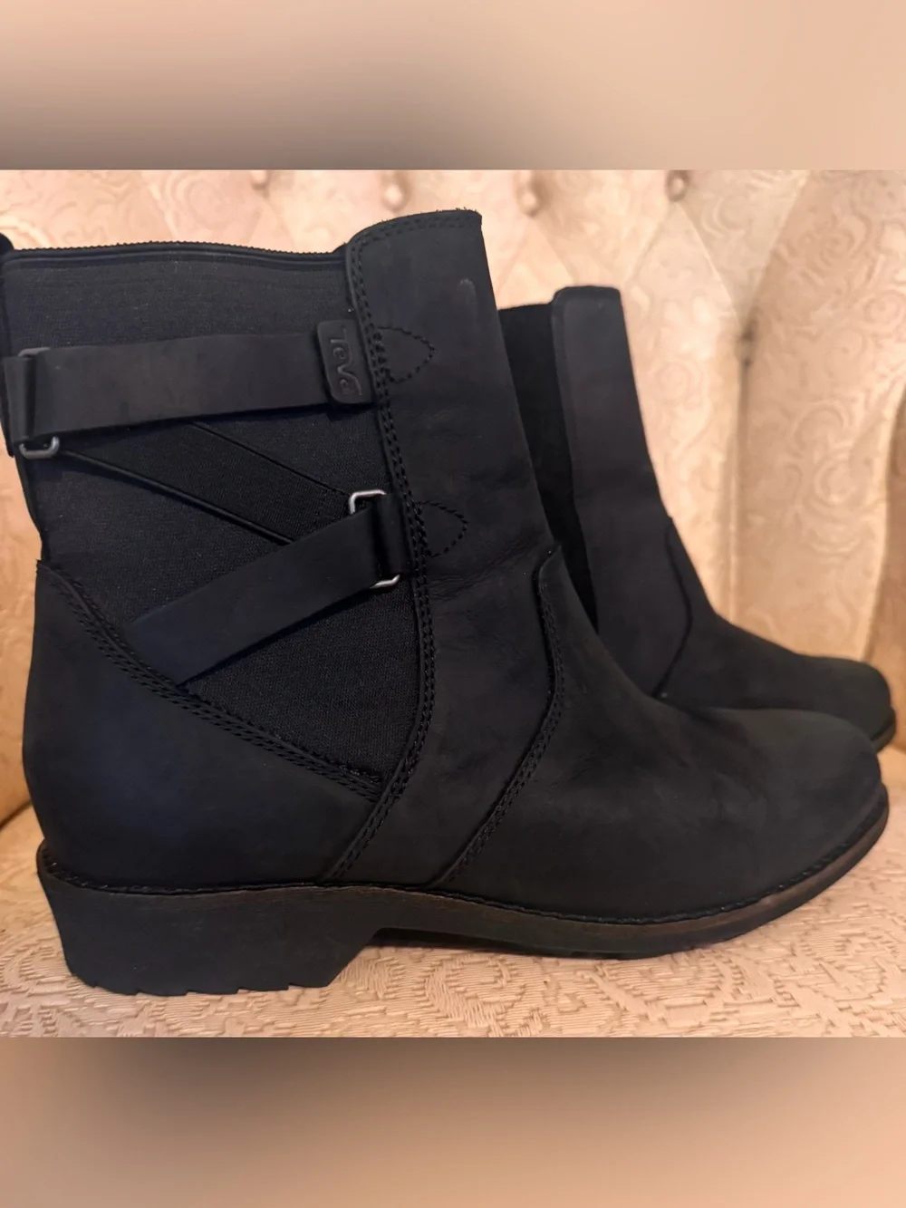 Teva vina waterproof