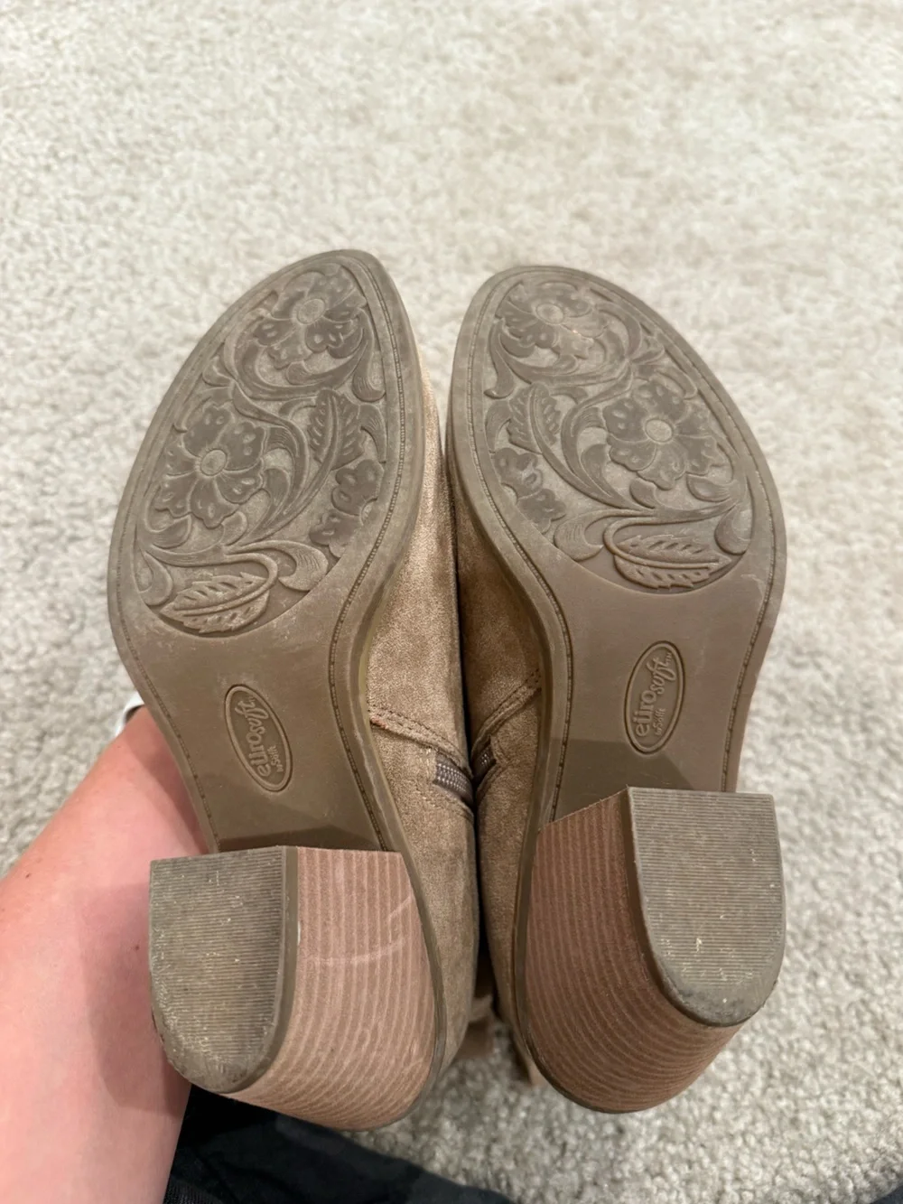 Eurosoft taupe suede