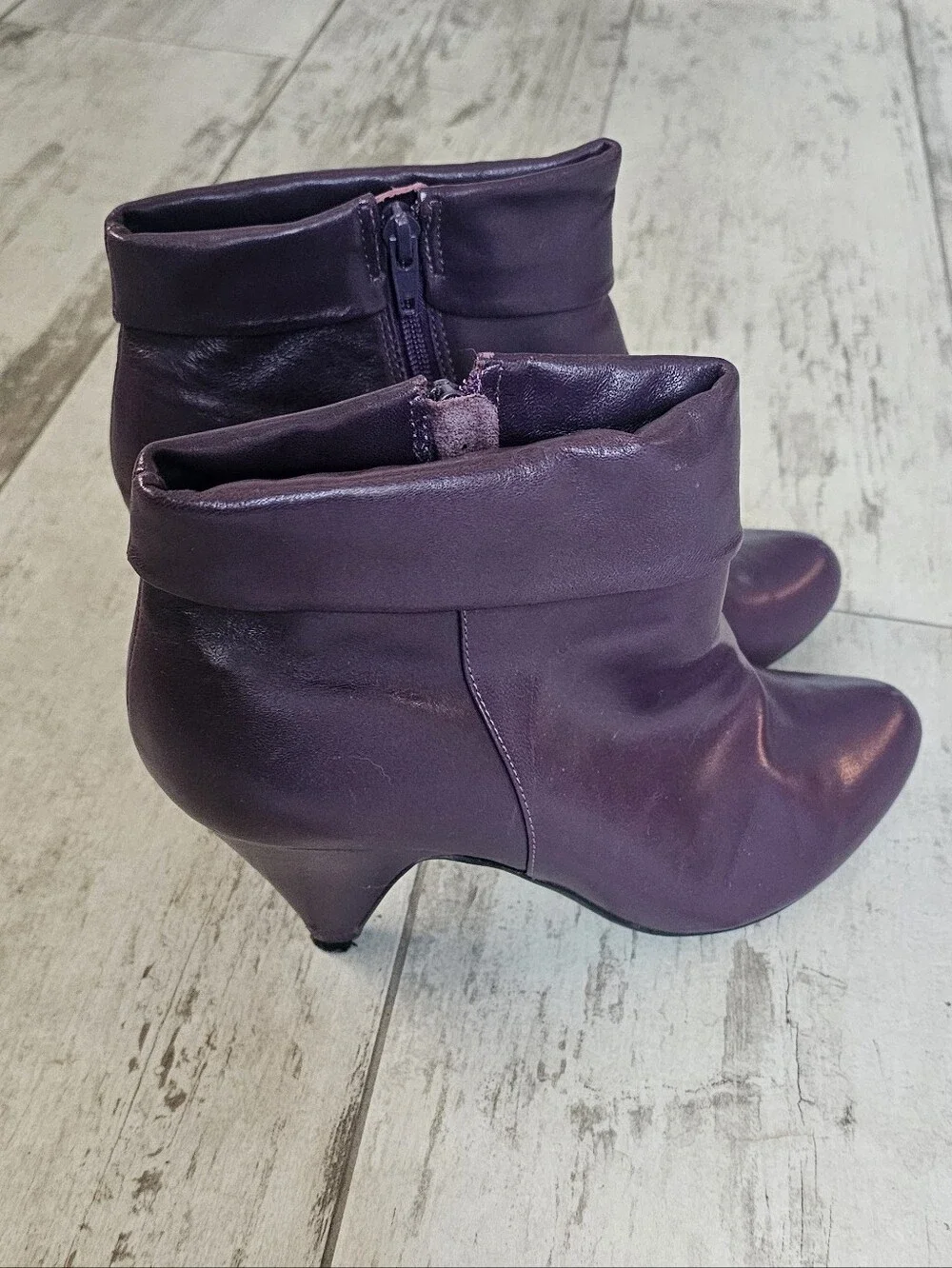 Steve Madden stylish purple