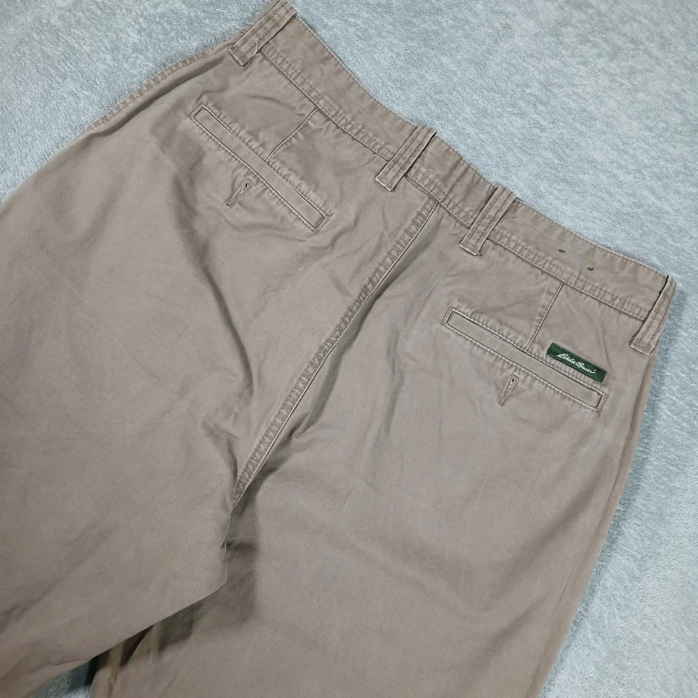 Eddie Bauer Chino Pants Mens 33x32 Brown Khaki Classic Fit Cotton