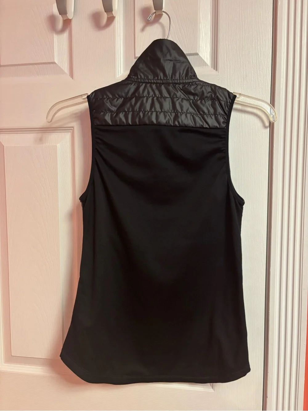 Nike sleeveless vest