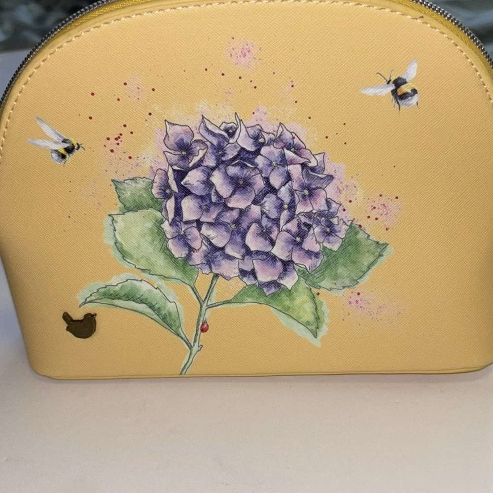 WRENDALE BRAND YELLOW HYDRANGEA WITH BEES AND LADYBUG DESIGN VINYL ZIP CLOSURE