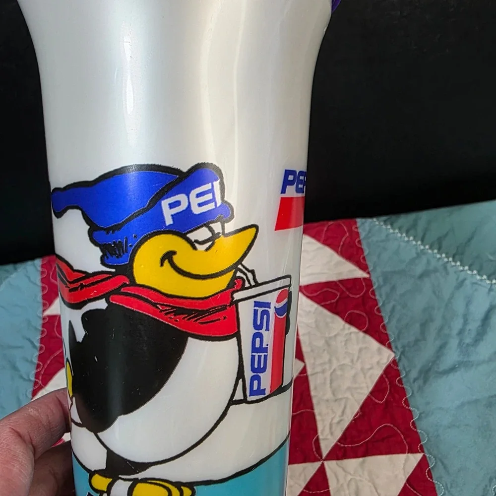 Pepsi Plastic Tumbler‎ 32oz White Vintage 90s Penguin Skating Sport Quart Straw