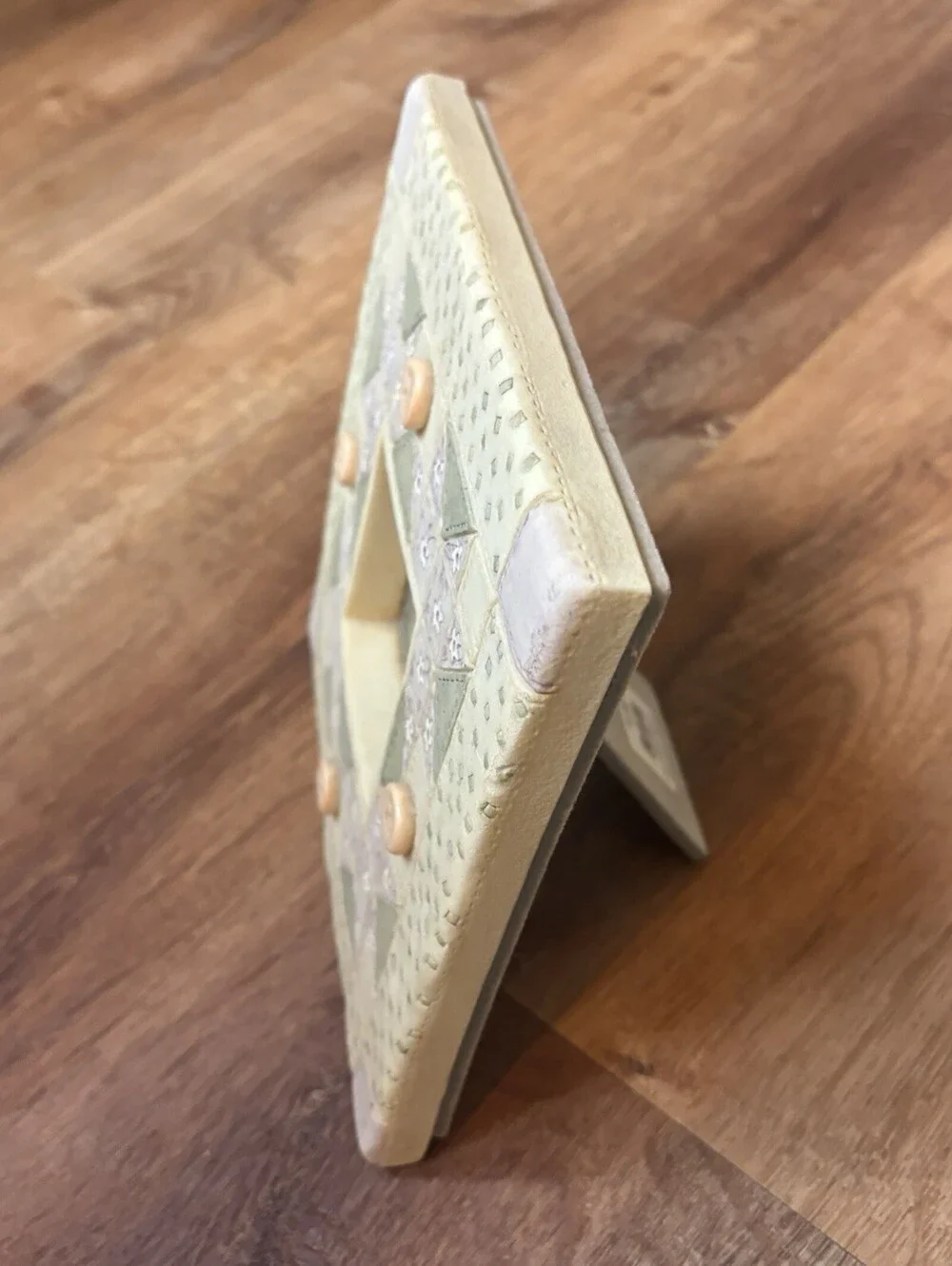 N/A frameology floral