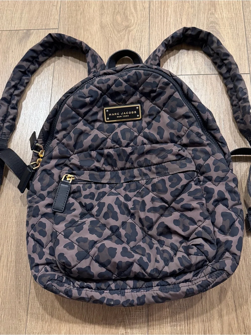 Marc Jacobs compact quilted