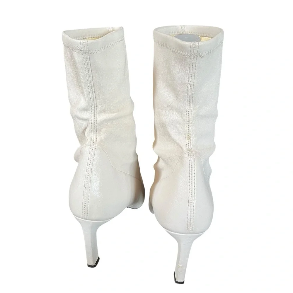 Stuart Weitzman used please
