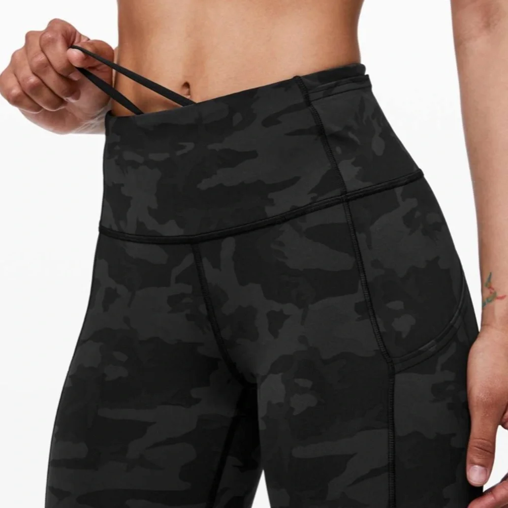 lululemon athletica excellent preowned