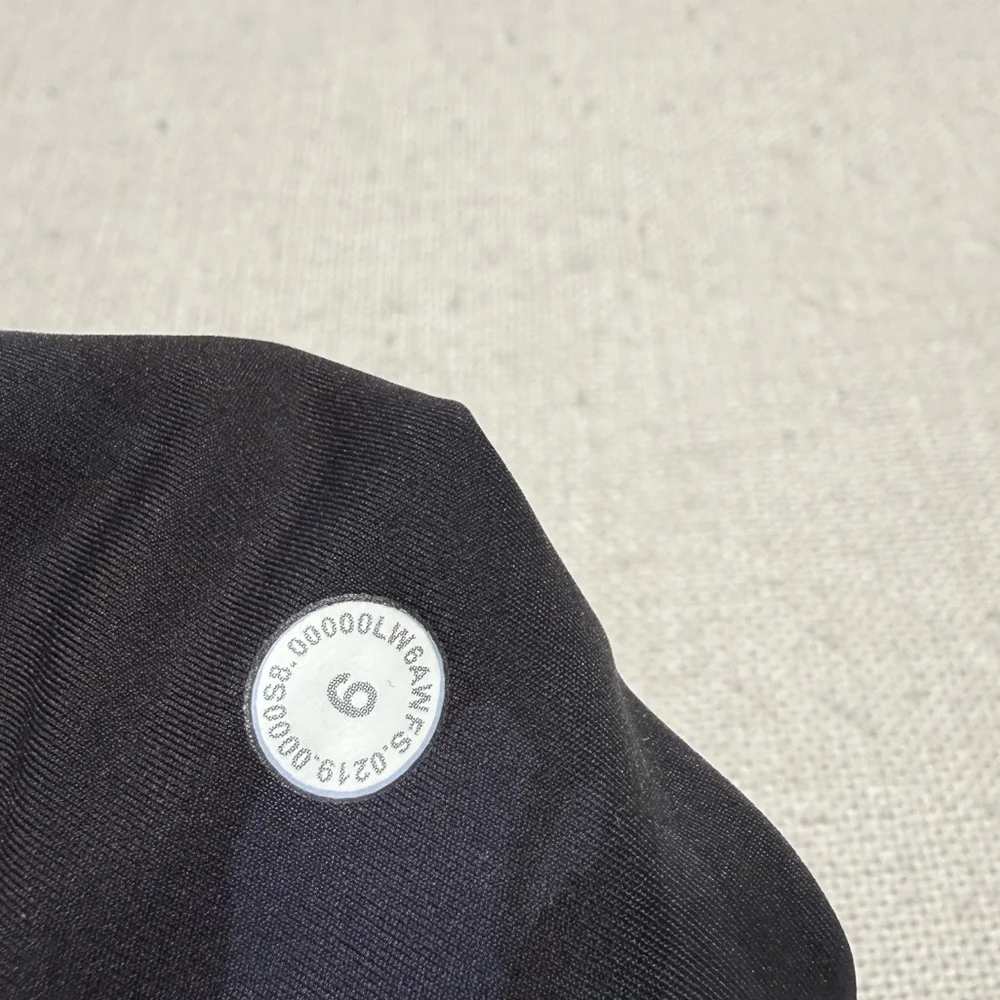 lululemon athletica excellent preowned