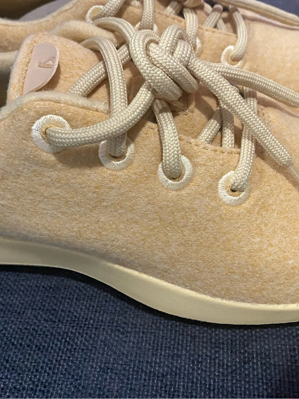 allbirds box available