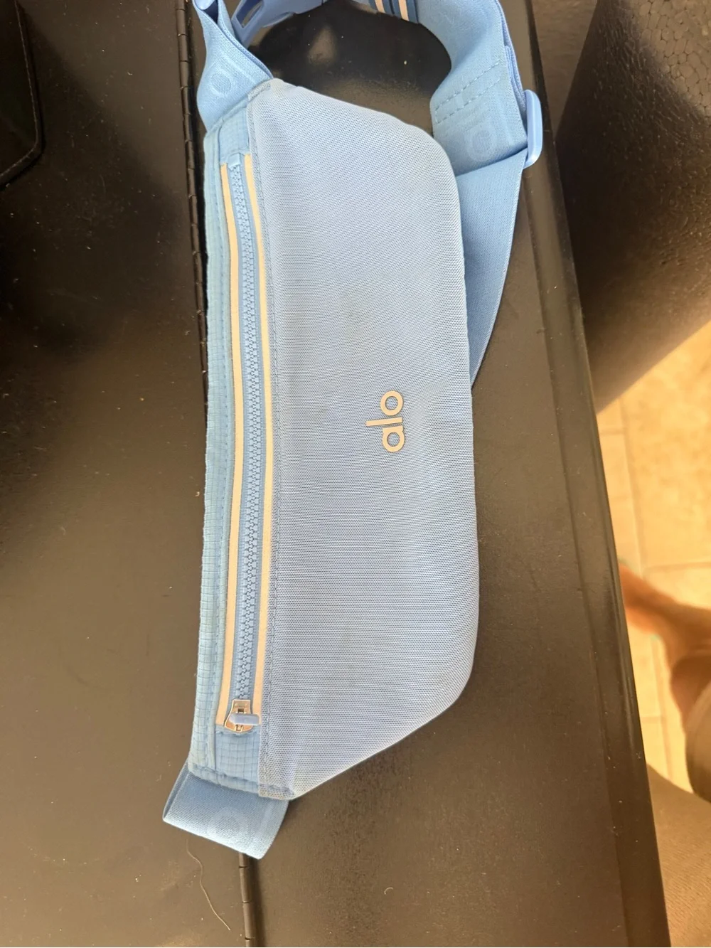 ALO Yoga Light Blue Zip Waist Pack