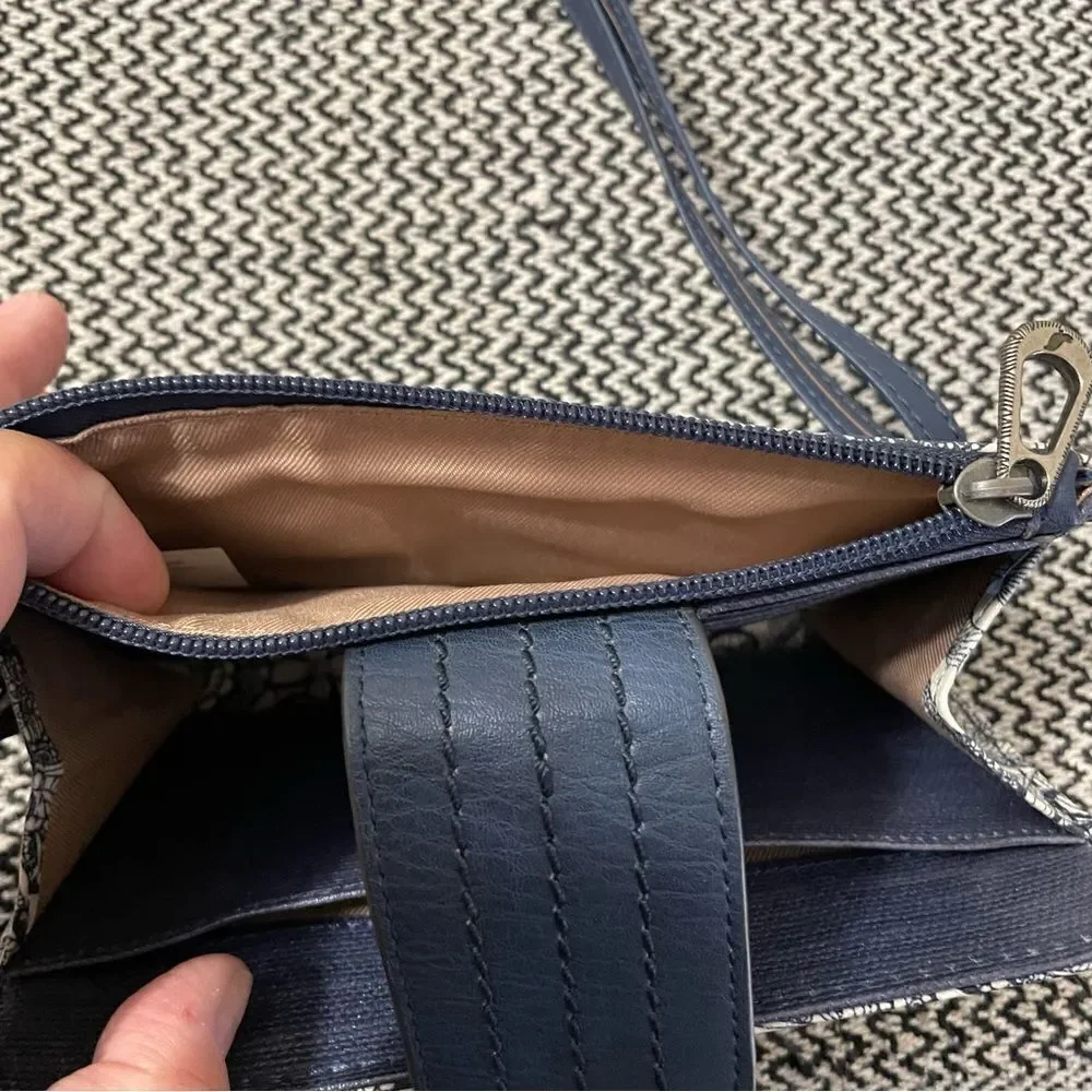 Sakroots olympic navy