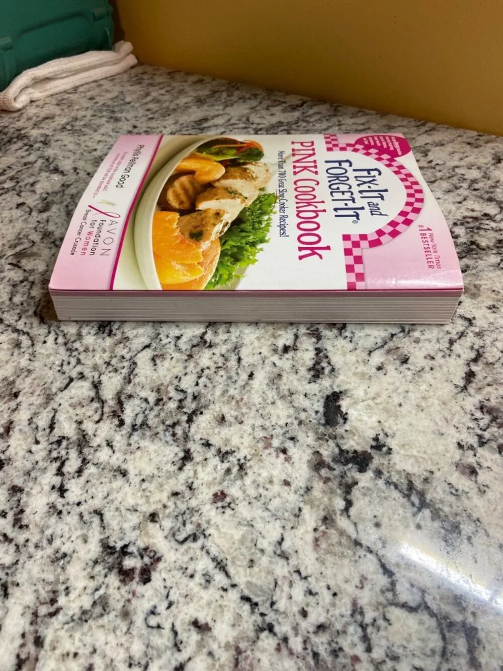 Fix-It and Forget-It Pink Cookbook Slow Cooker Recipes Avon Breast Cancer 2012