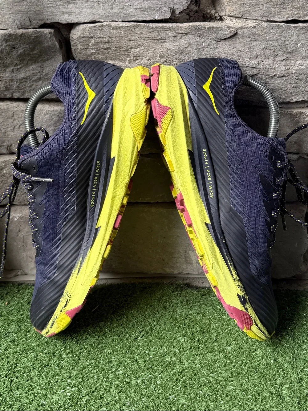 Hoka One One Torrent 2 Dark Navy/Vibrant Yellow Women’s Sneakers