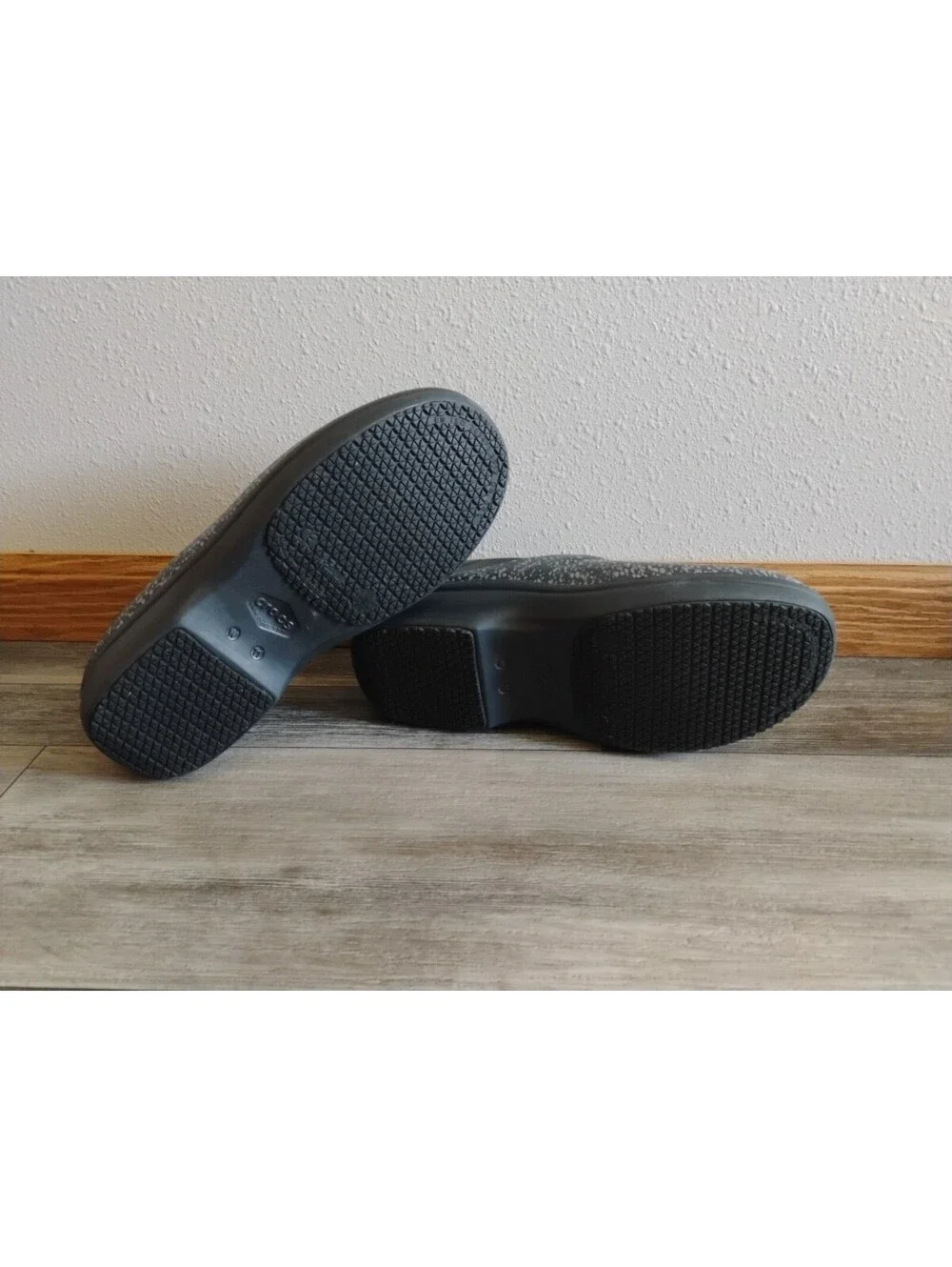CROCS neria pro