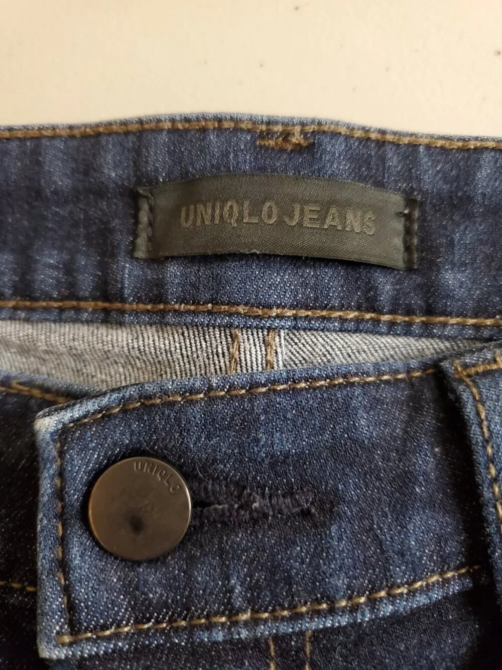 Uniqlo sz 31