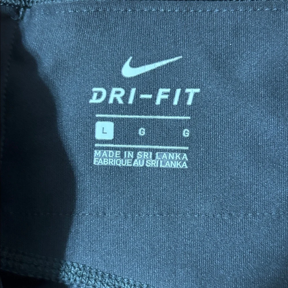 Nike leggings featuring