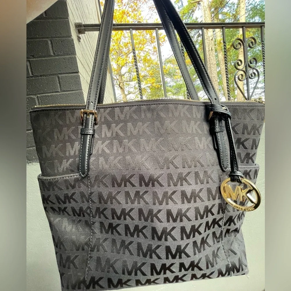 MICHAEL KORS BAG,Michael Kors Black Monogram Handbag