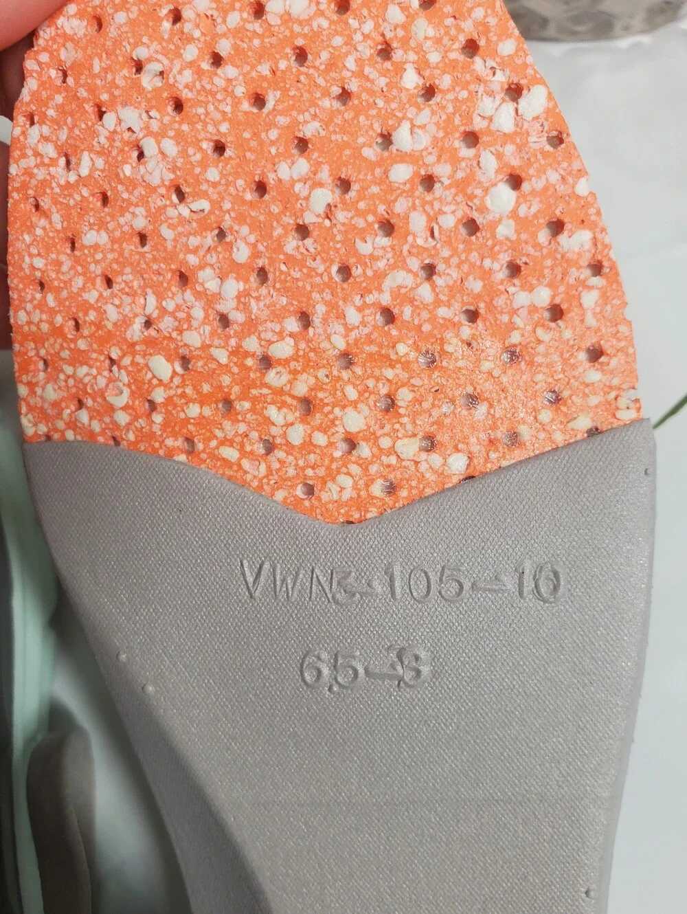 Vionic Women's Walk Max Gray Knit Athletic Sneakers with Mint Sole Size 7