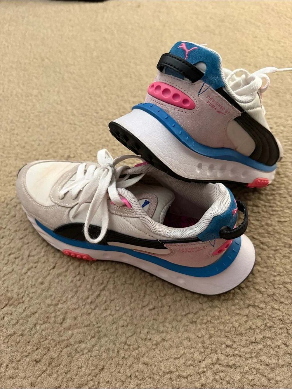 Puma lightweight sneakers