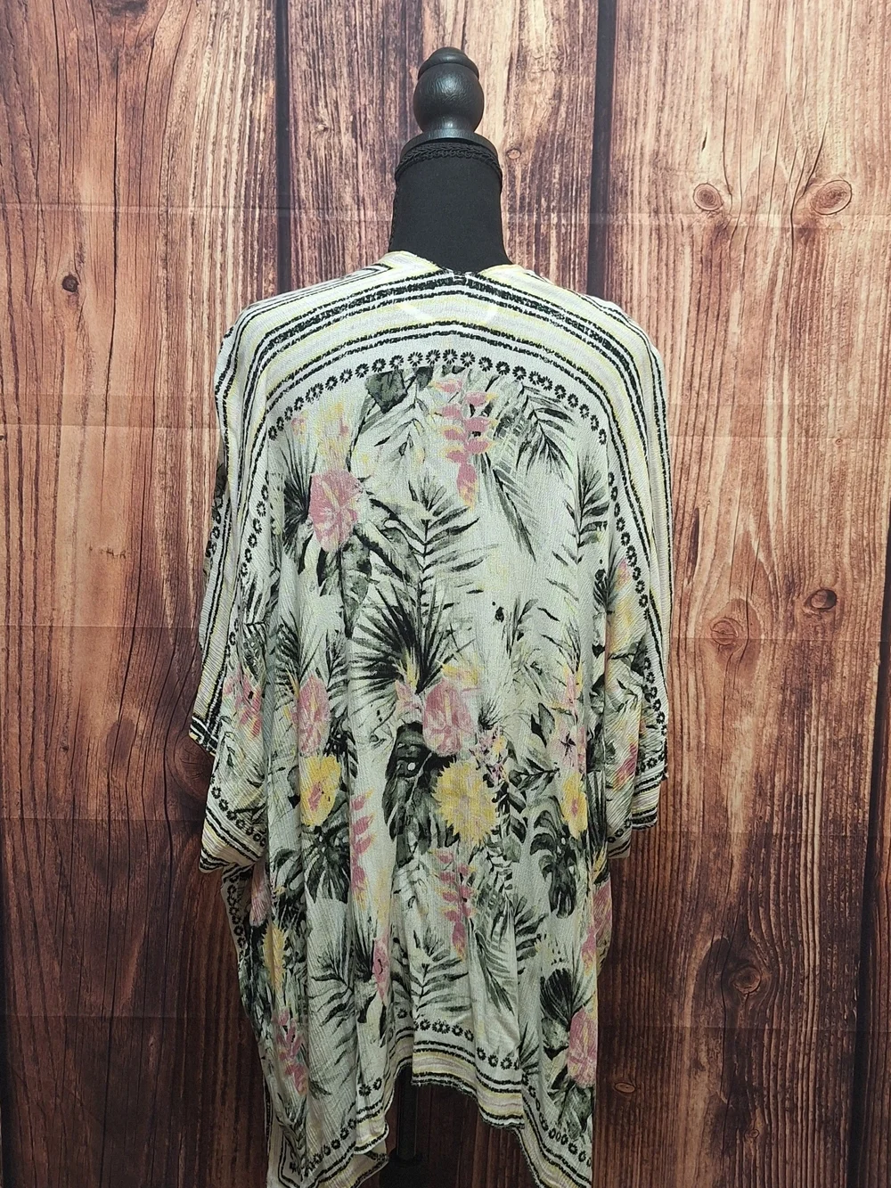 Vince Camuto lightweight floral