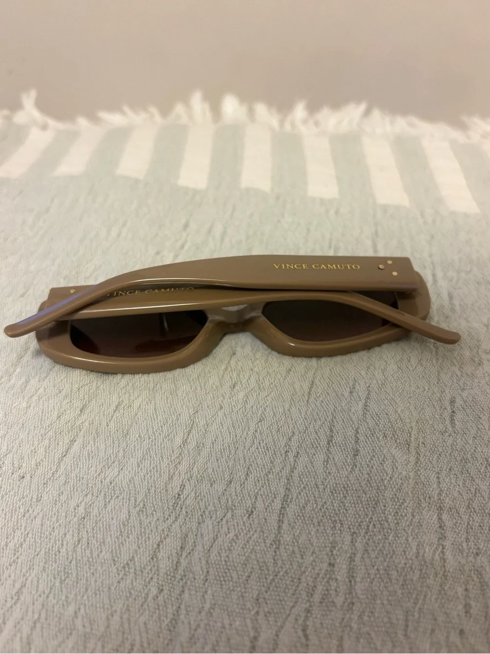 Vince Camuto chic rectangular