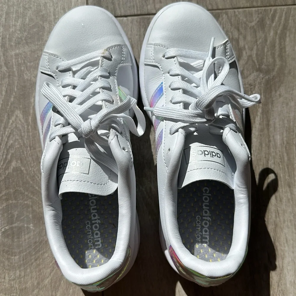 adidas excellent barely