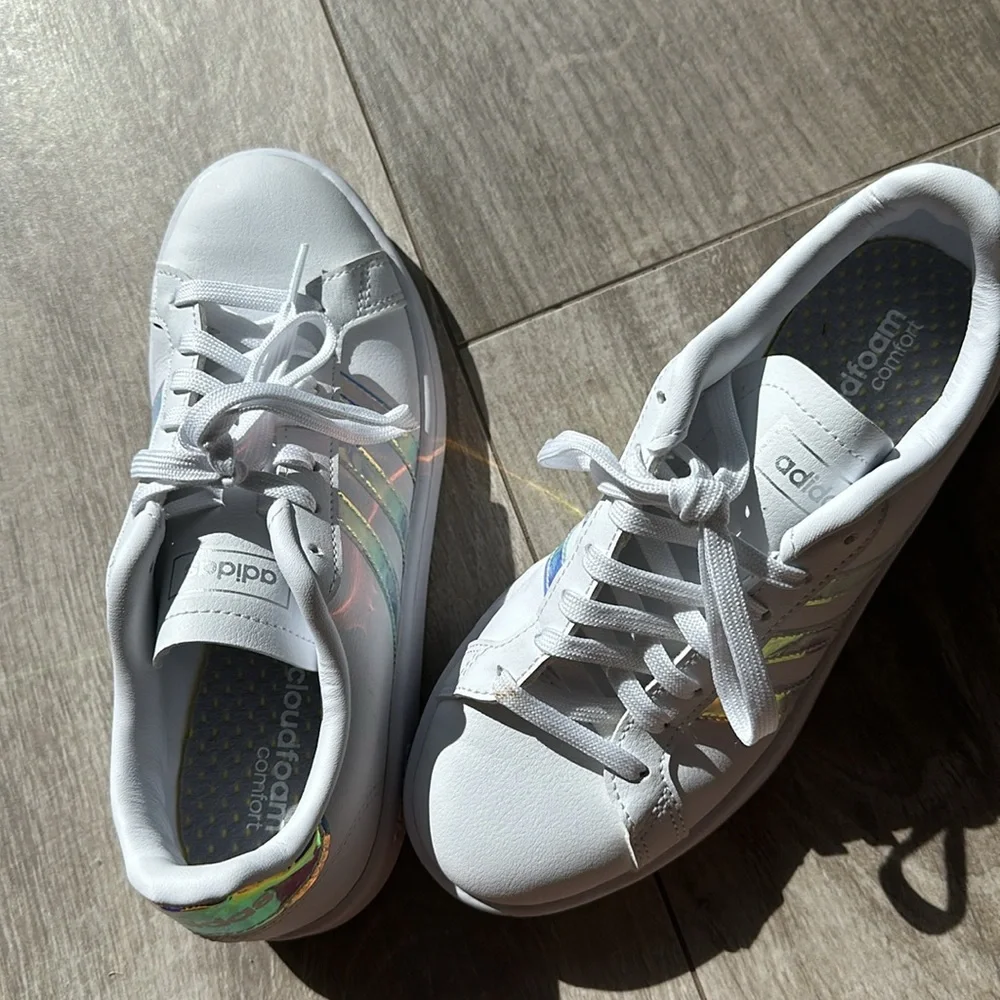 adidas excellent barely